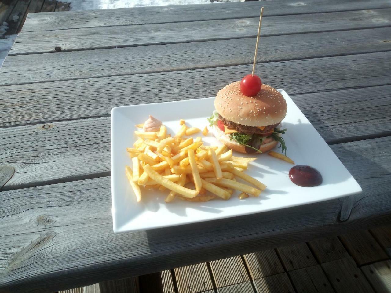 Le Chalet Des Buisses Hotel Roubion Esterno foto